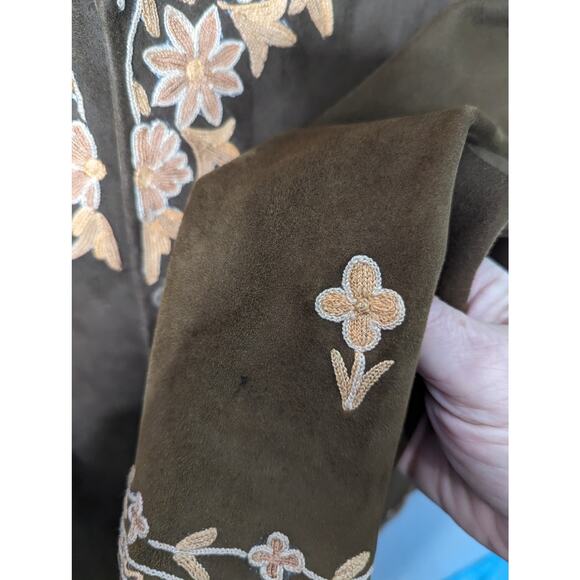 Vintage 70's Women's Suede Jacket Floral Embroidered Pointed Collar - Picture 8 of 11